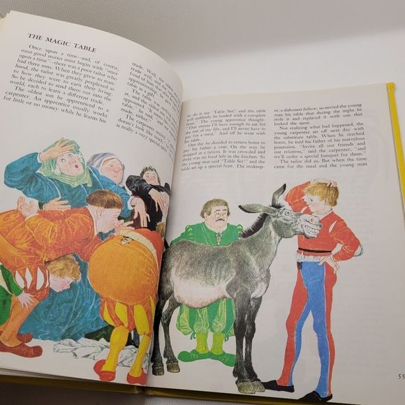 Vintage Disney's Wonderful World of Knowledge 1982 - Picture 7 of 9